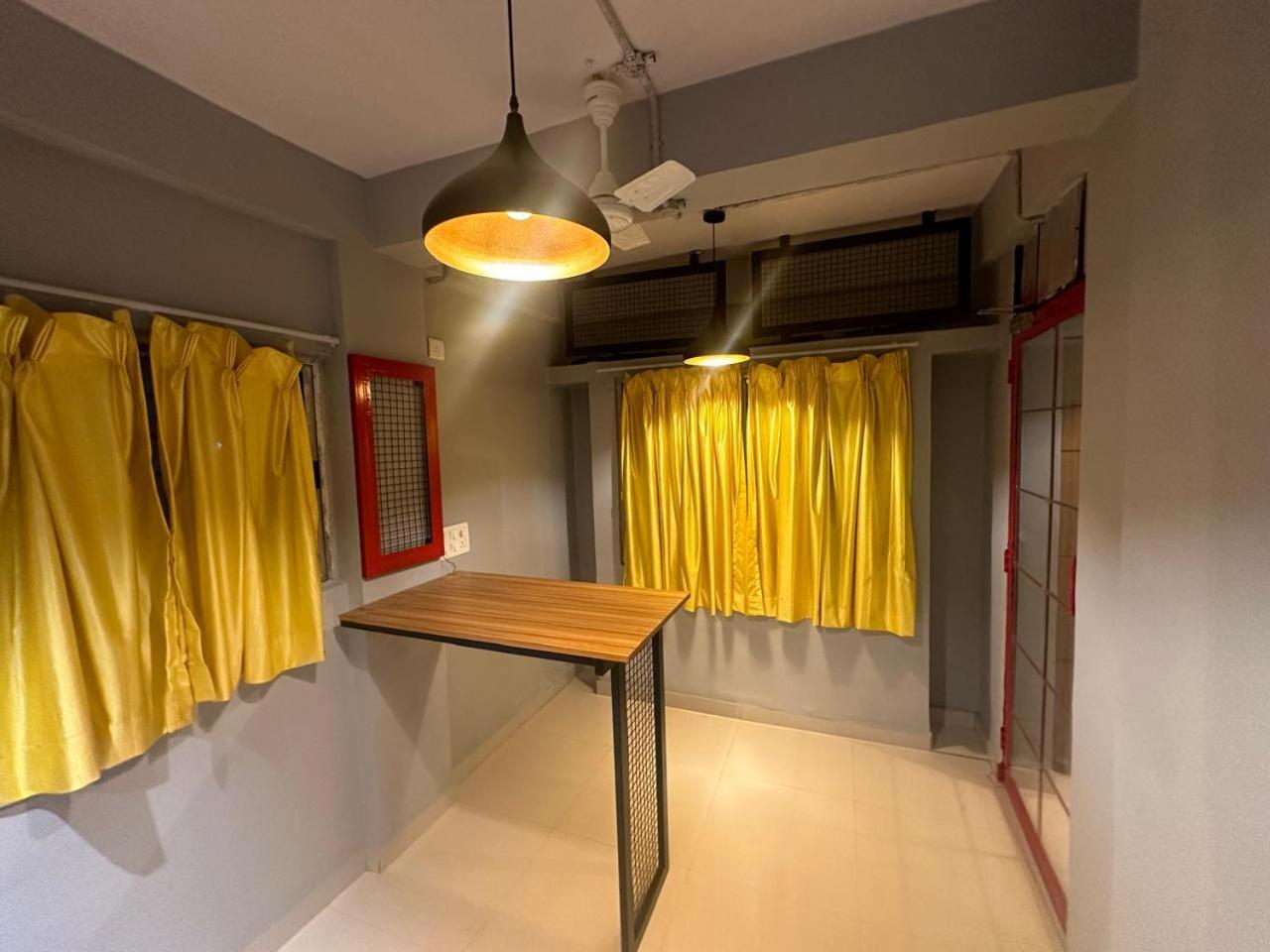Travotale Hostel And Cowork Koregaonpark Pune Zewnętrze zdjęcie