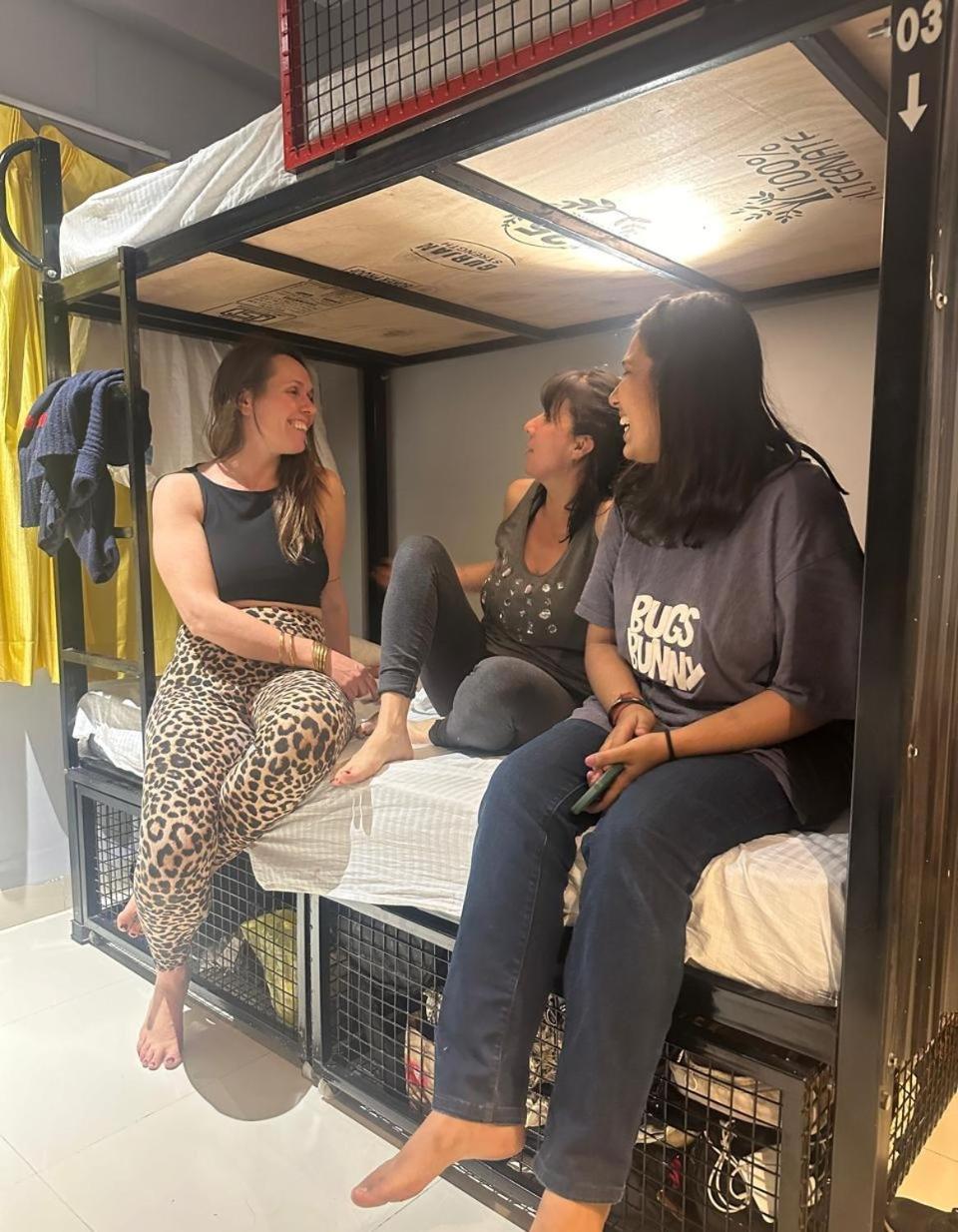 Travotale Hostel And Cowork Koregaonpark Pune Zewnętrze zdjęcie