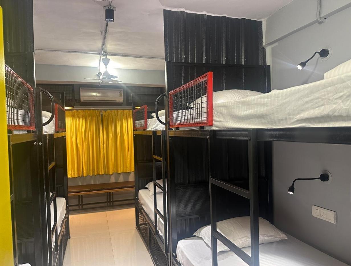 Travotale Hostel And Cowork Koregaonpark Pune Zewnętrze zdjęcie